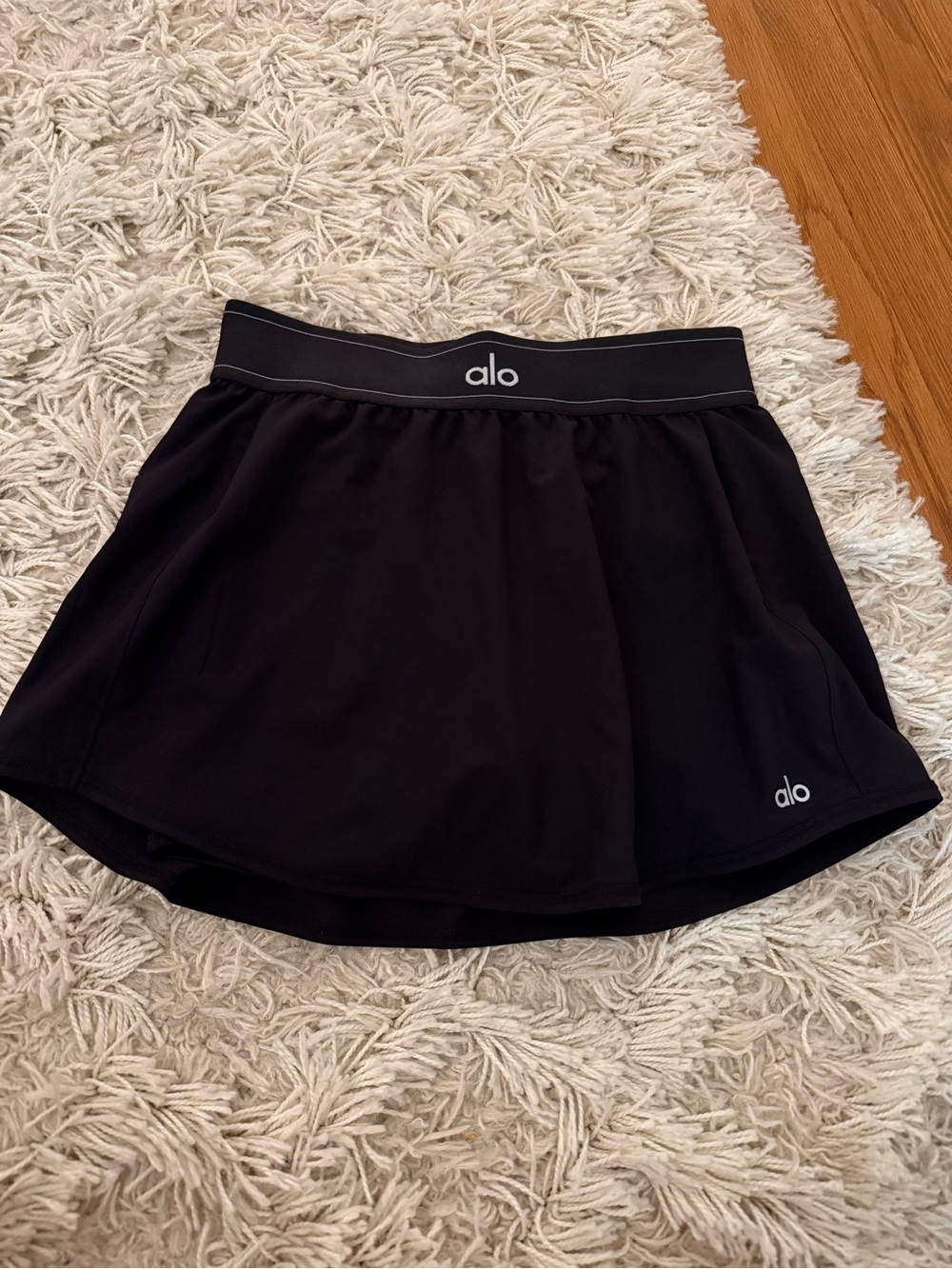 NWOT ALO MATCHPOINT SKIRT SIZE XS